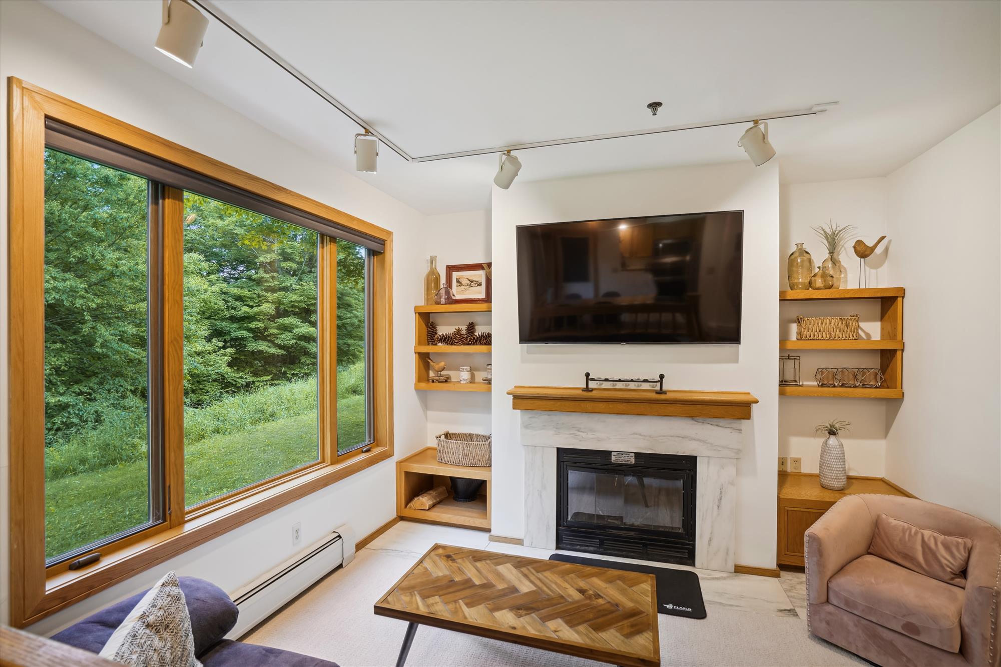 Highridge Condo Unit I10