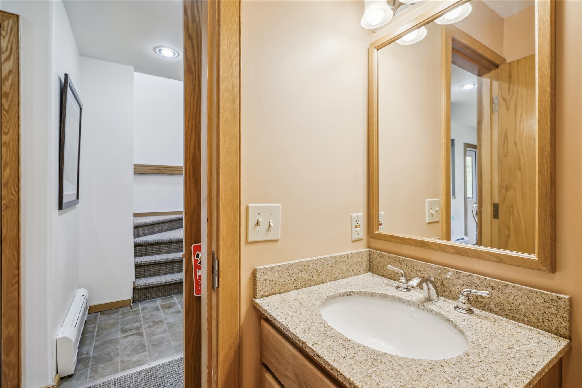 Plenty of Vanity Space