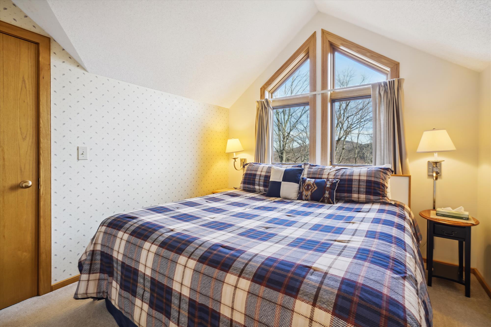 Wake Up to Mountain Views