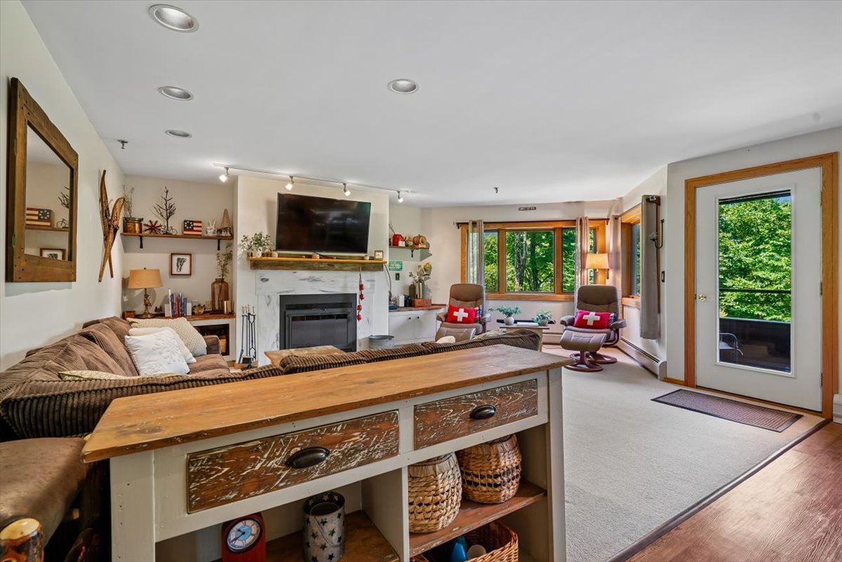 Living Space That Flows