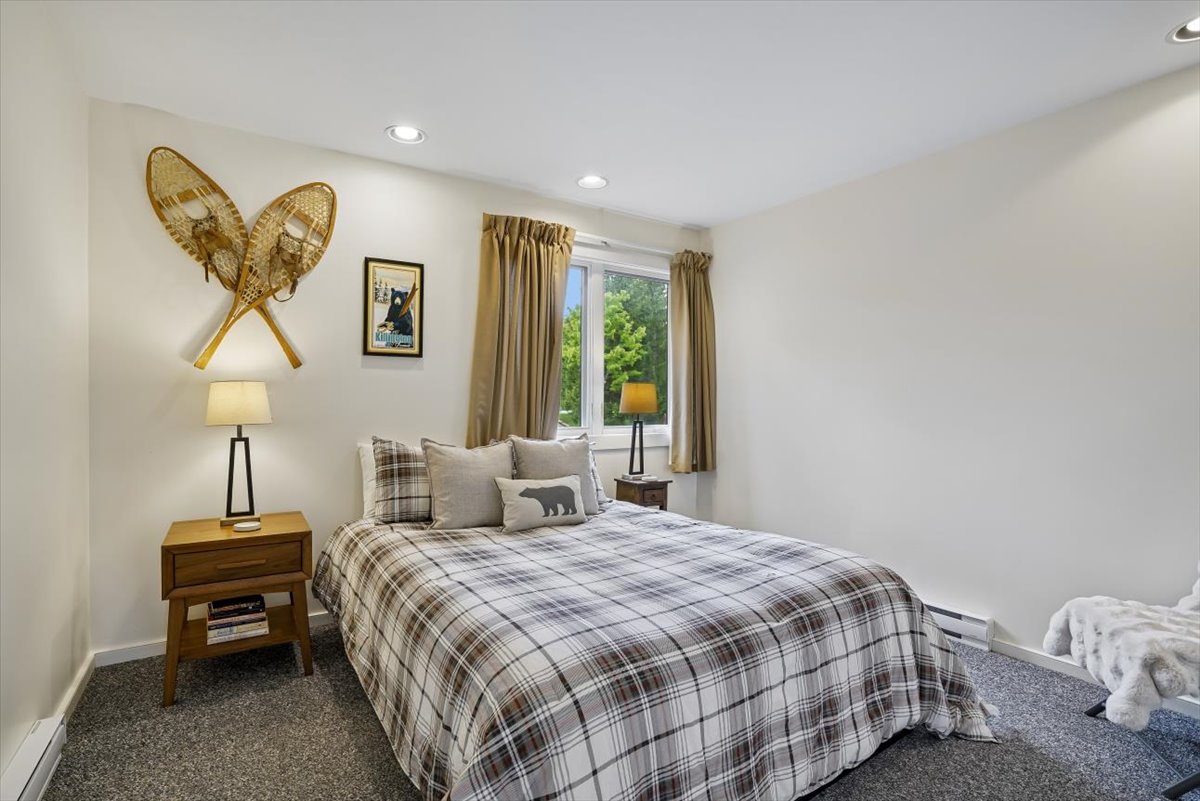 Queen Bedroom