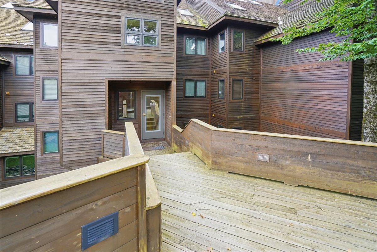 Highridge Condominium Exterior