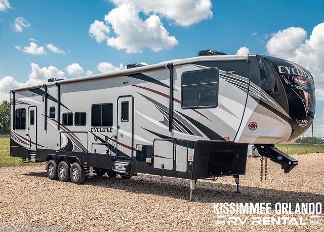 Cyclone 4115 Fifth Wheel for Fort Wilderness Daytona Speedway