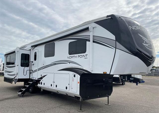 43ft Jayco Northpoint 377RLBH