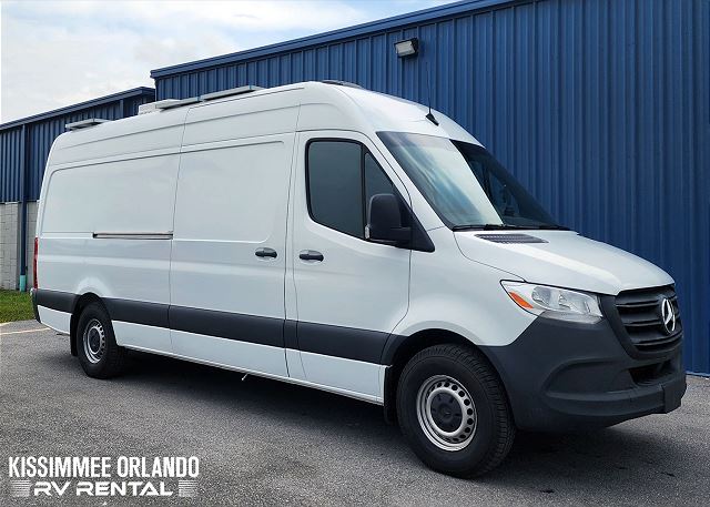 Mercedes Sprinter Voyager