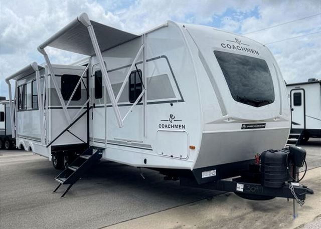 37ft Freedom Express 326BHDS