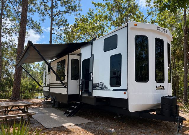 42ft Cottage 40CBK Destination Trailer