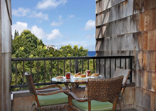 Sealodge B-9