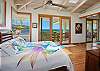 Second master suite equipped with Queen size bed