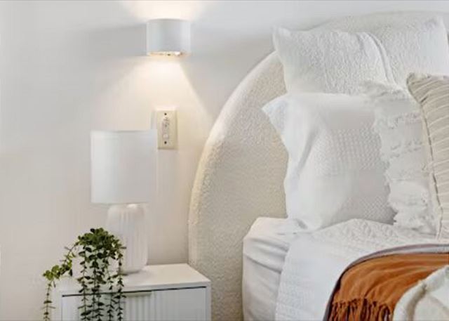 Beach Front Bliss - Luxury 3 BR Apt in Maroochydore!