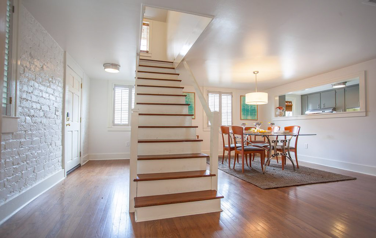 Pulaski Square Carriage House Savannah Rentals Lucky Savannah