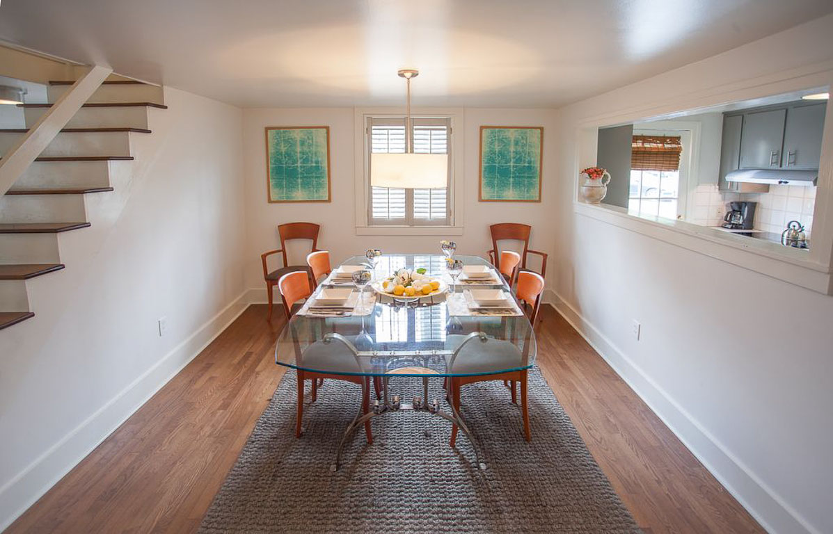 Pulaski Square Carriage House Savannah Rentals Lucky Savannah