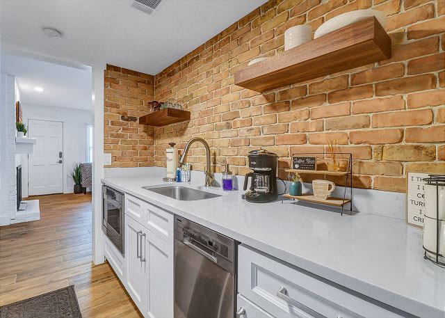 Crawford Square Garden Apartment 5
