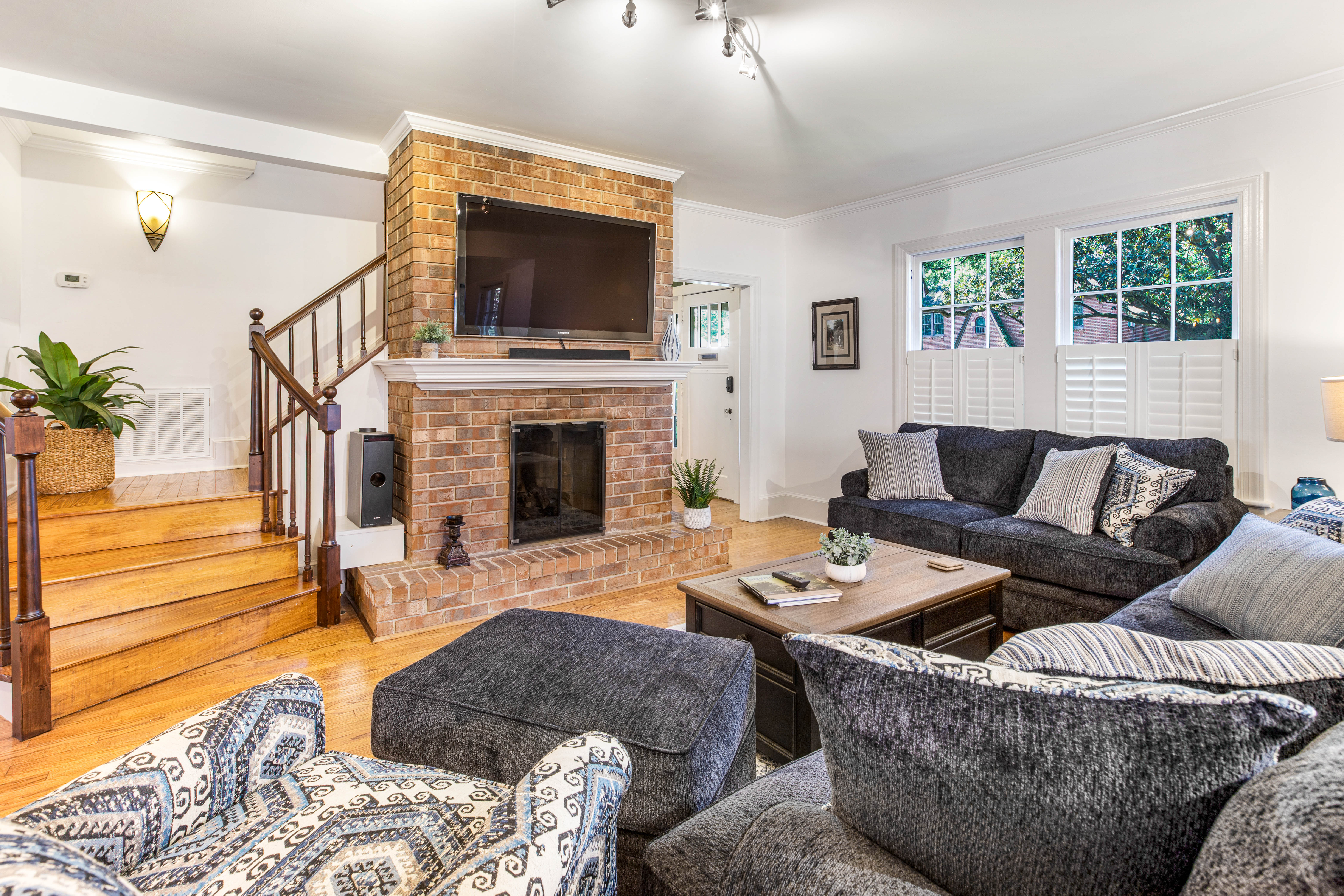 Ardsley Oaks | Photo 2