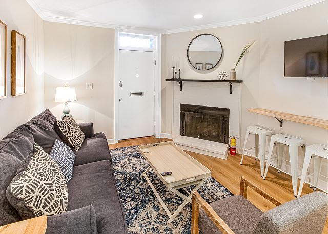 Lynwood Collection on Forsyth 11B 2