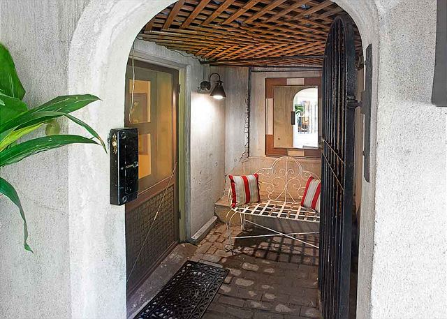 Gaston Garden Apartment 3