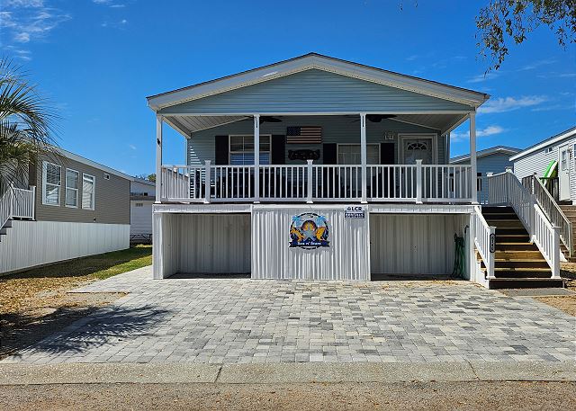 8140 Seascape Deluxe