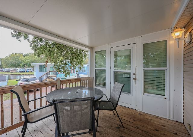 2909 Crater Lake Interior