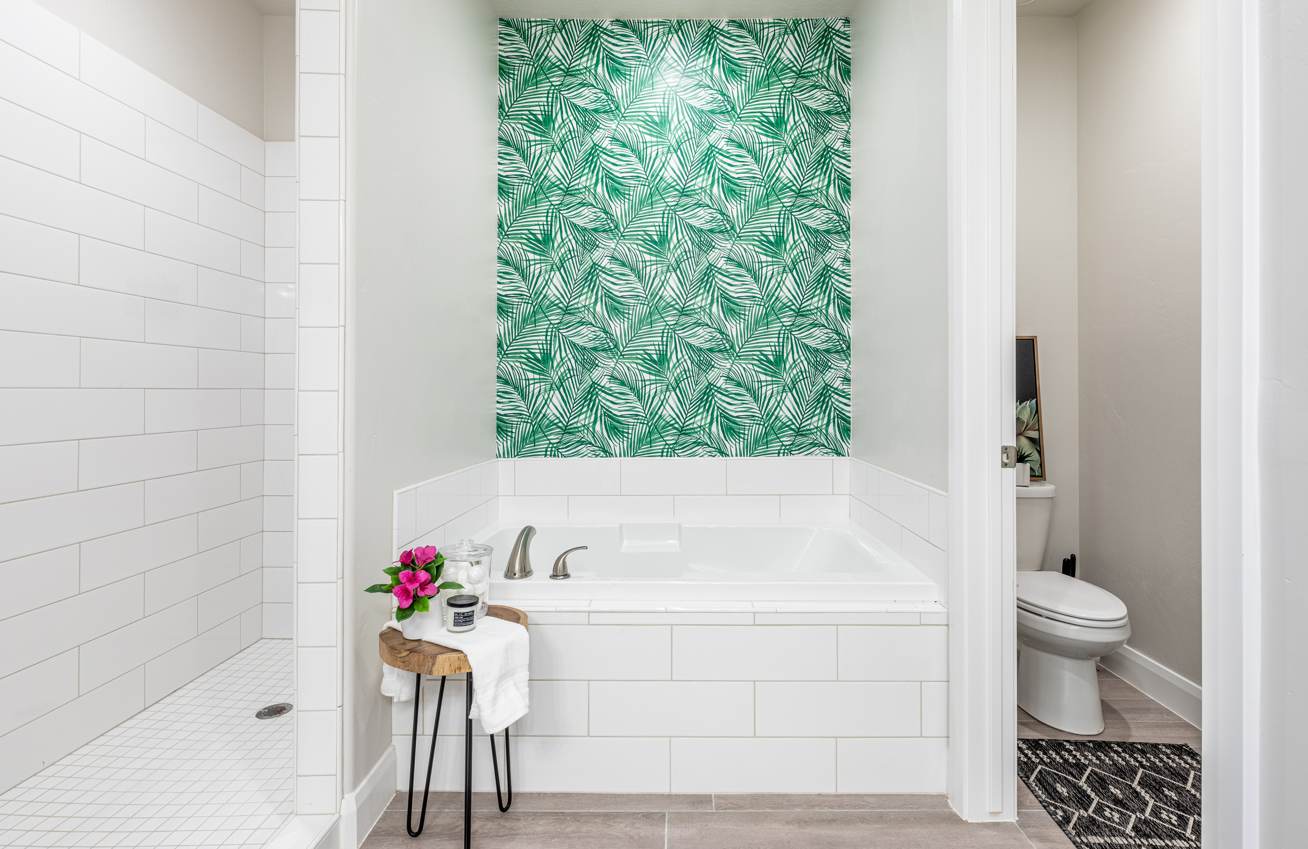 Let your worries soak away while relaxing in the large Bathtub and spacious walk-in shower. 