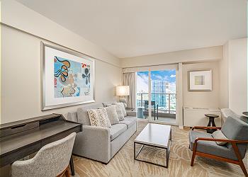 リスト内の次のコンドミニアムを見る