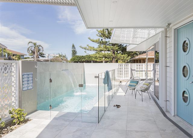 Paddle on Seven Mile - luxury beach house