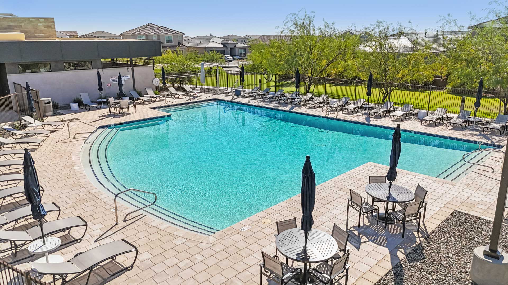 Community Pool And Gym - Spacious Gated Sanctuary - Phoenix, AZ
