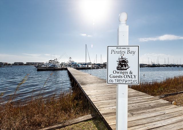 Pirates Bay B205 4