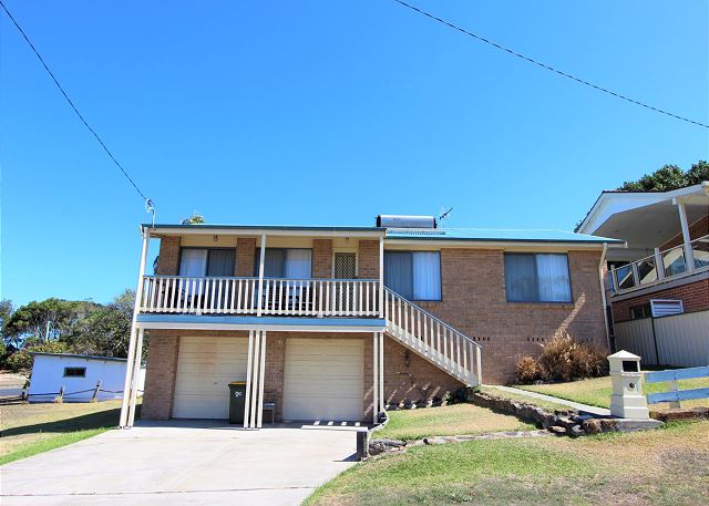 Breakwall Bungalow
