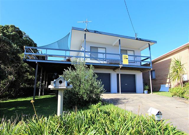 Crowdy House