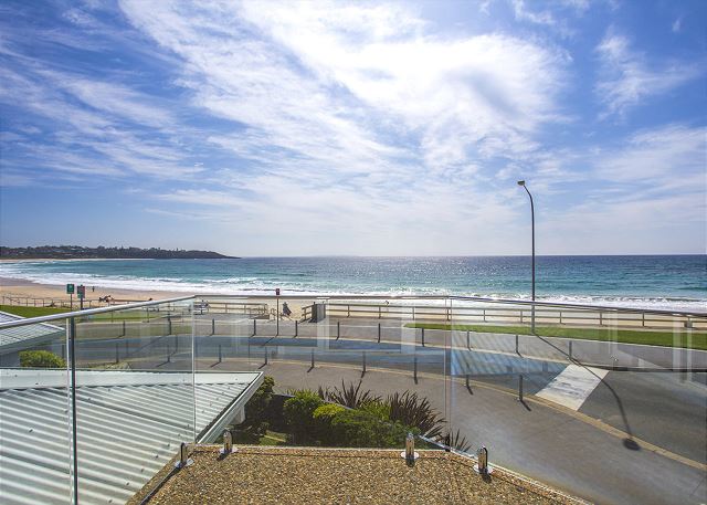Mariners 4 - 4/1 Golf Ave - WIFI & Air Con
