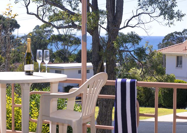 So Close to the Beach at 17 Davies St
