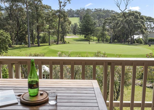 Tee to Sea - 19 Buchan St