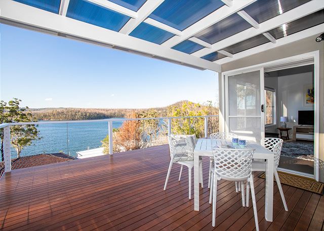 Home On the Water - 21 Evans St Lake Conjola