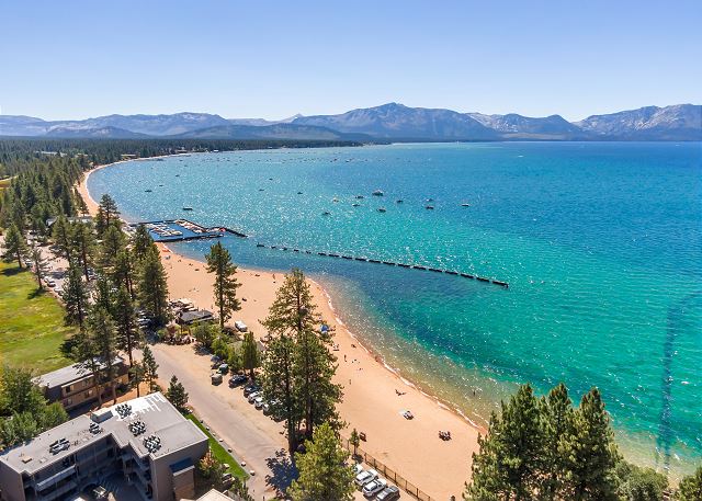 851H Tahoe Classic Cabin Near the Beach
