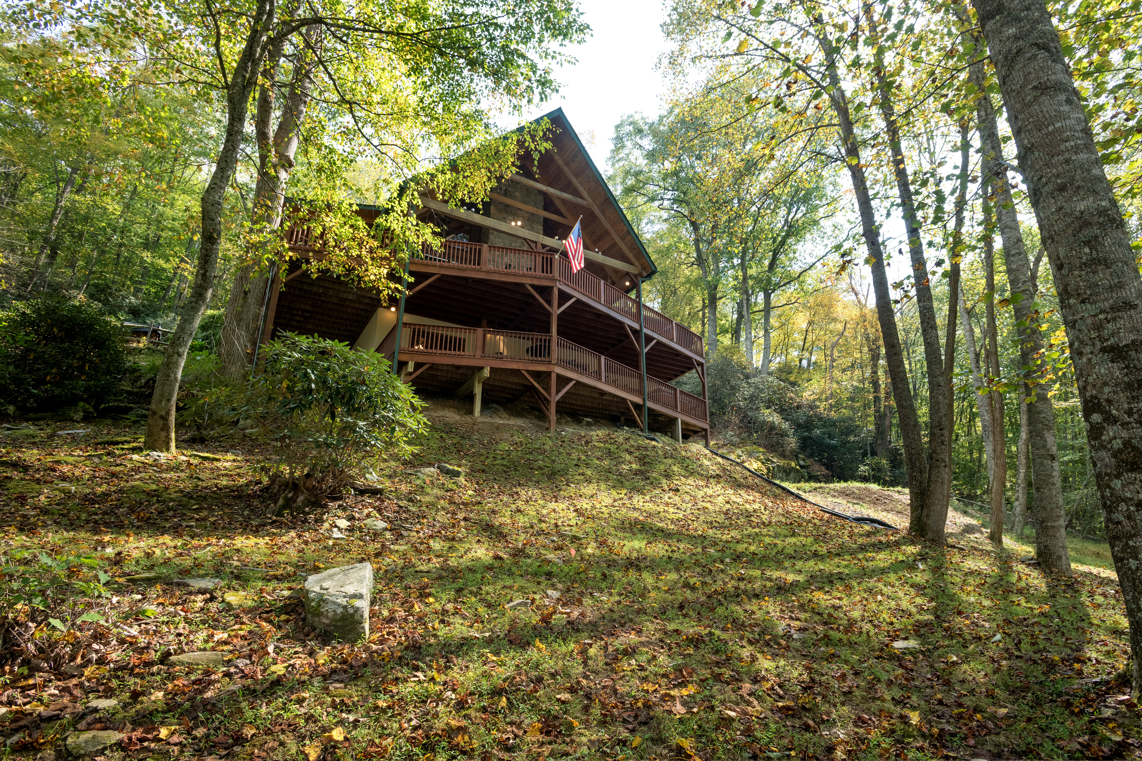 Lakeview Log Cabin Rentals