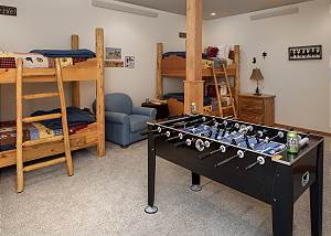 Downstairs -Bunk Room- Fun For the Kids!