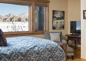 Guest Bedroom - Solitude in Solitude 
