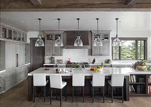 Kitchen - Bright and Airy 