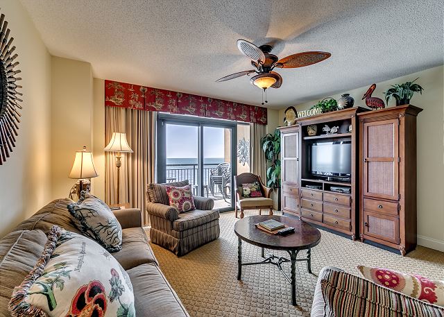Master's bedroom Living area