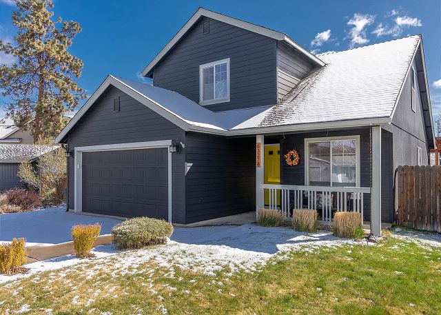 Stunning Home near Sawyer Park and the Deschutes River Trail, Mountain Views