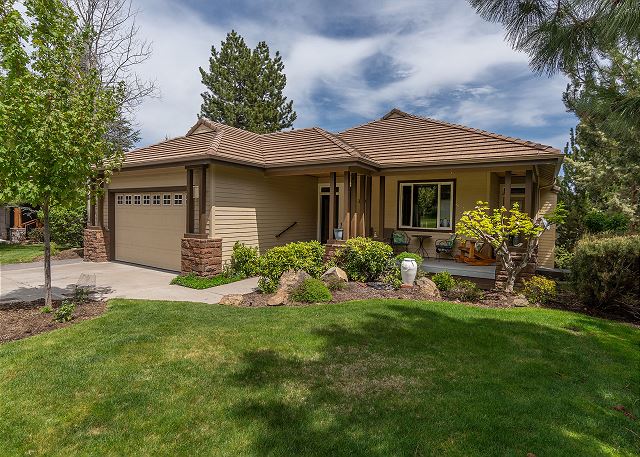 River's Edge Golf Course, Upscale Unit on the Deschutes River