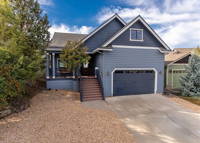 Large spectacular home with all the bells and whistles