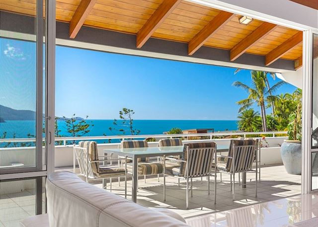 Bella Vista West 3 Luxury Ocean View High Ceilings Golf...