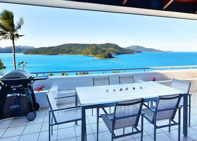Bella Vista E9 - Spacious Ocean View Apartment With Buggy