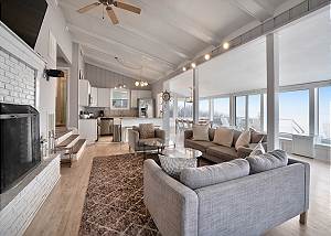 Photo: Soundview Beach House: 4BR,Panoramic Views 1.5hrsNYC