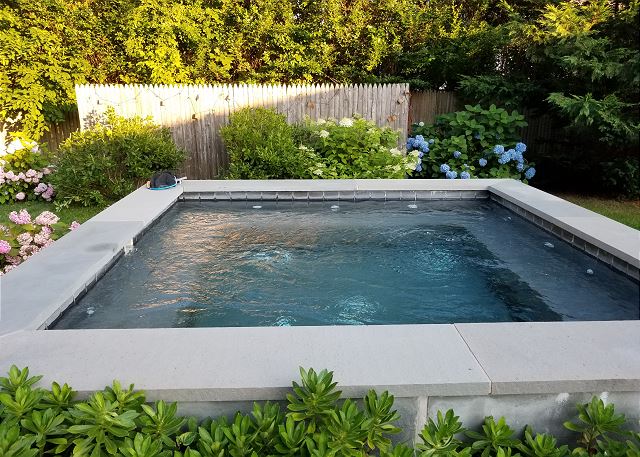 Jacuzzi