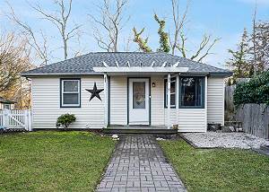 Photo: Beach Bungalow: Nearby Beach, Yard w/ Firepit