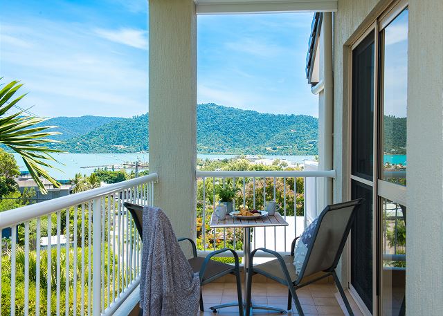 Beach House on Begley - Airlie Beach