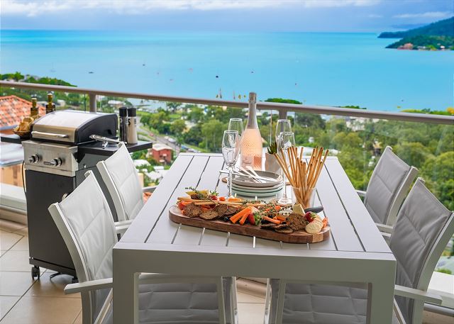 Sun View On Seaview - Airlie Beach