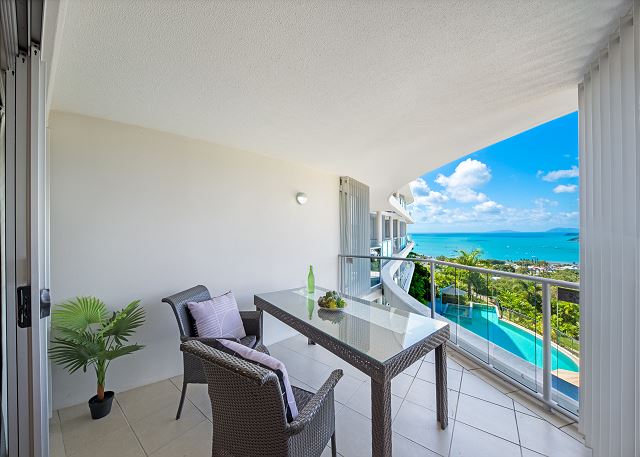 Ocean Dreams Studio Apartment On Airlie